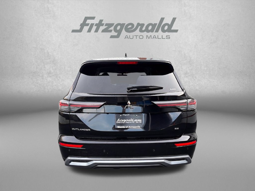 Used 2025 Mitsubishi Outlander SE AWD/4WD image 6