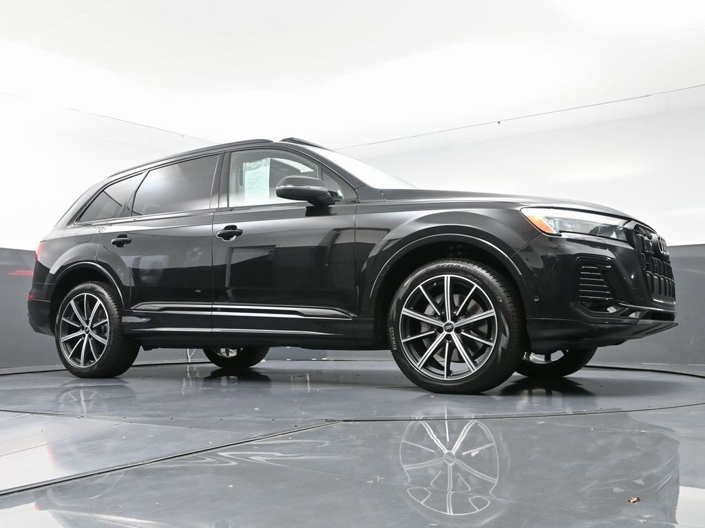 Used 2025 Audi Q7 2.0T Premium Plus w/ Premium Plus Package image 47