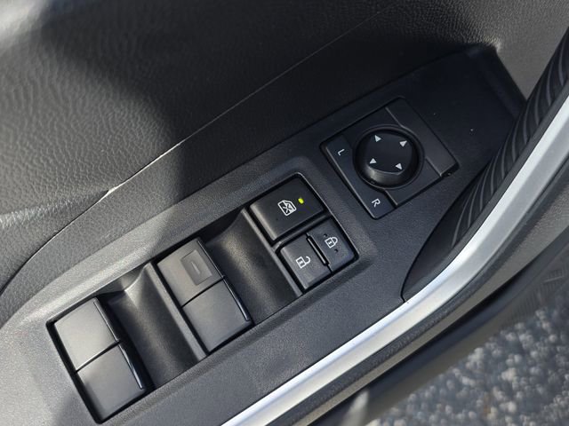 Used 2024 Toyota RAV4 LE image 18