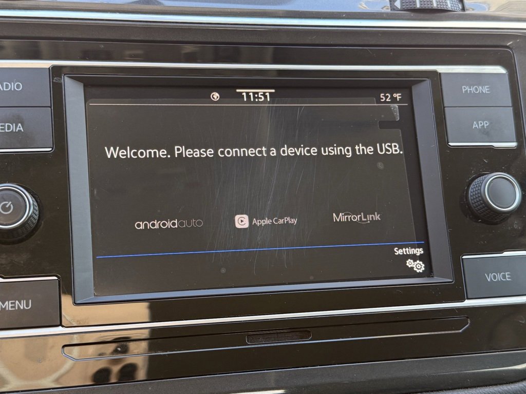 Used 2022 Volkswagen Tiguan S image 10