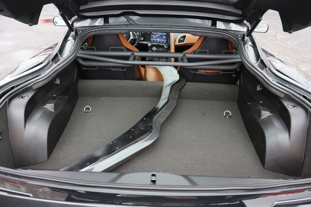 Used 2017 Chevrolet Corvette Z06 image 24
