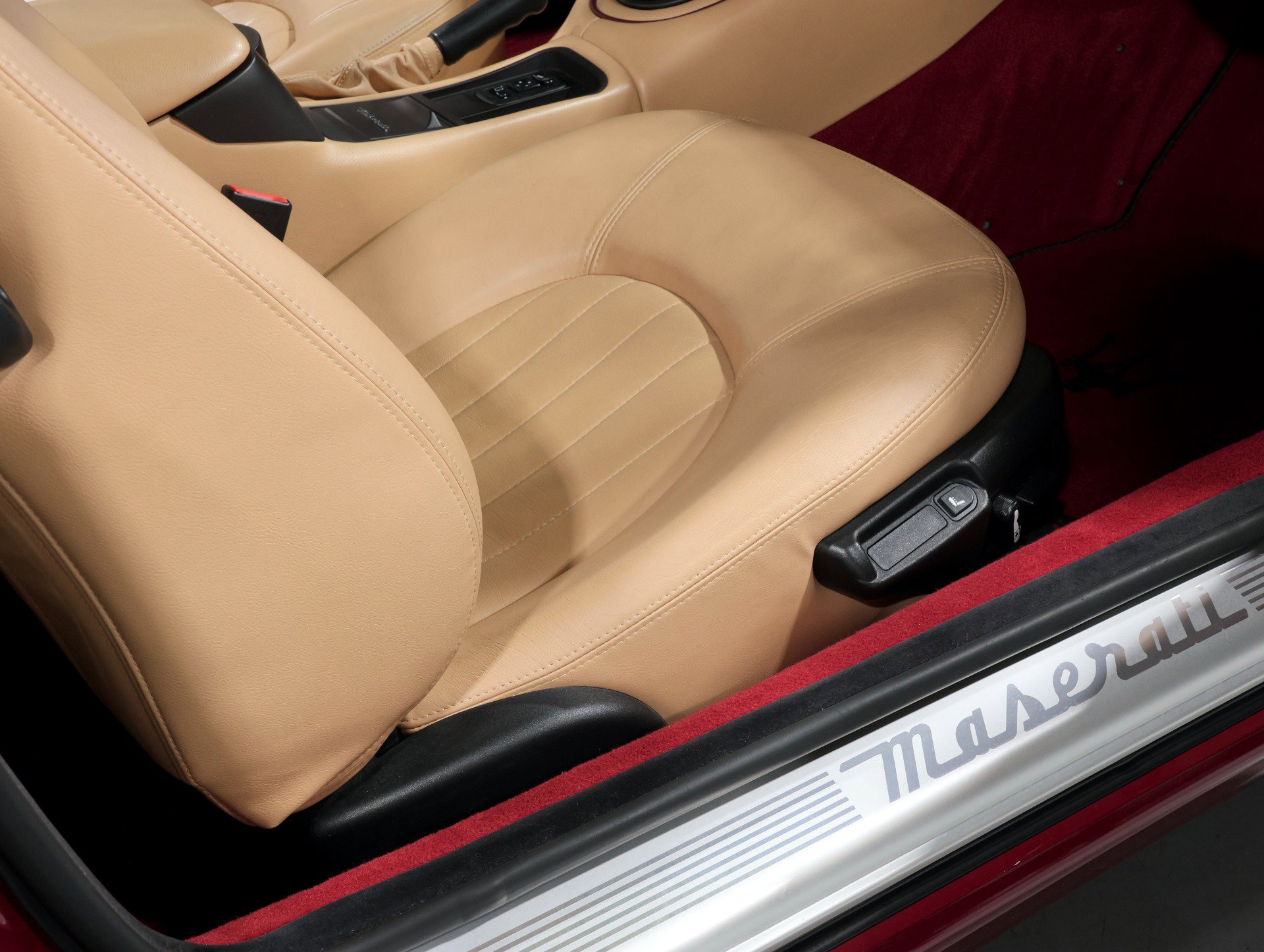 Used 2003 Maserati Coupe RWD image 54