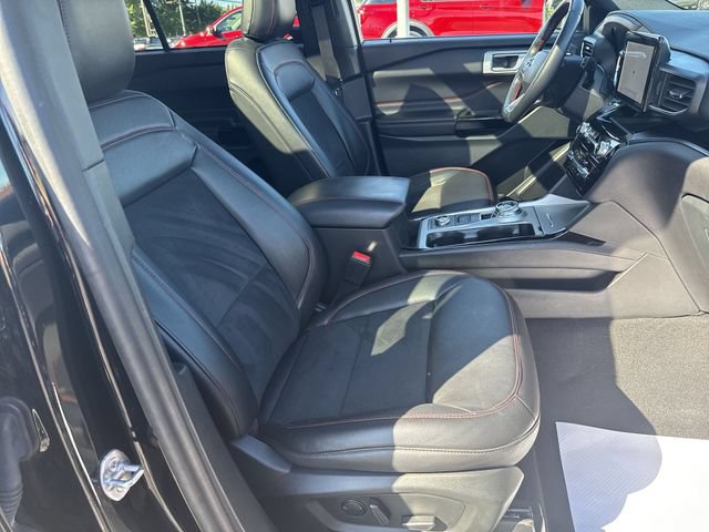 Used 2023 Ford Explorer ST-Line w/ Class IV Trailer Tow Package AWD/4WD image 29