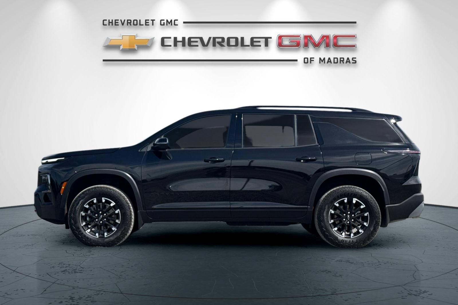 Used 2025 Chevrolet Traverse Z71 AWD/4WD image 6