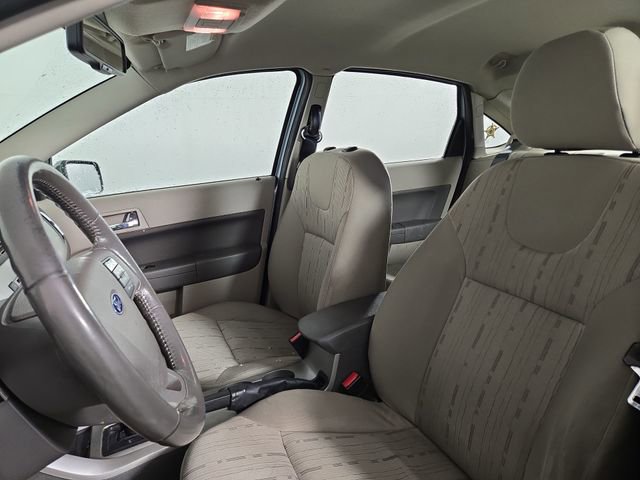 Used 2008 Ford Focus SE image 13
