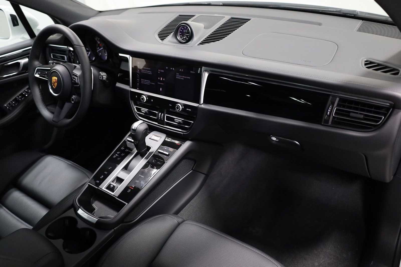 New 2026 Porsche Macan S AWD/4WD image 6