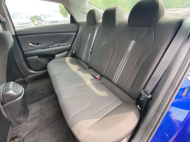 Used 2023 Hyundai Elantra SEL FWD image 22