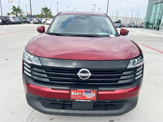 Used 2025 Nissan Kicks SV FWD image 2