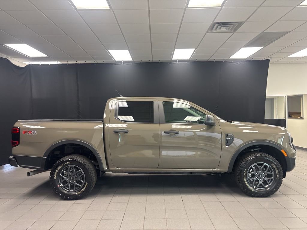 Used 2025 Ford Ranger XLT w/ FX4 Off-Road Package AWD/4WD image 2
