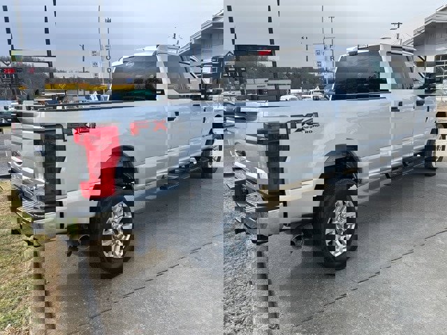 Used 2019 Ford F250 XLT w/ FX4 Off-Road Package image 10