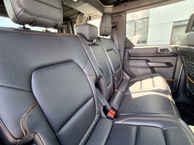 Used 2024 Ford Bronco Badlands AWD/4WD image 16