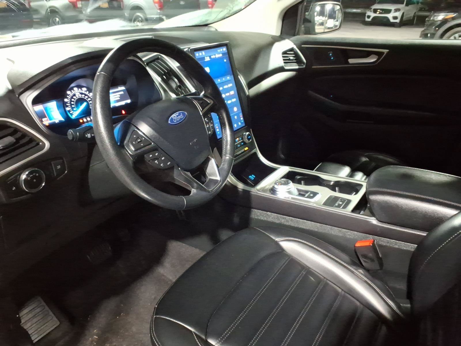 Certified 2024 Ford Edge SEL AWD/4WD image 10