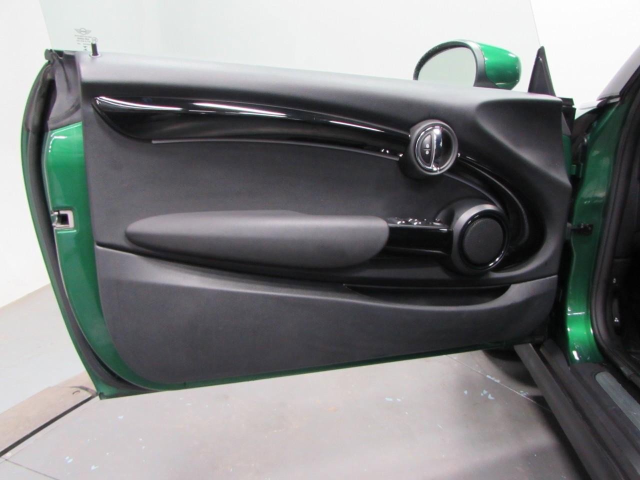 Used 2022 MINI Cooper S w/ Premium Package image 20