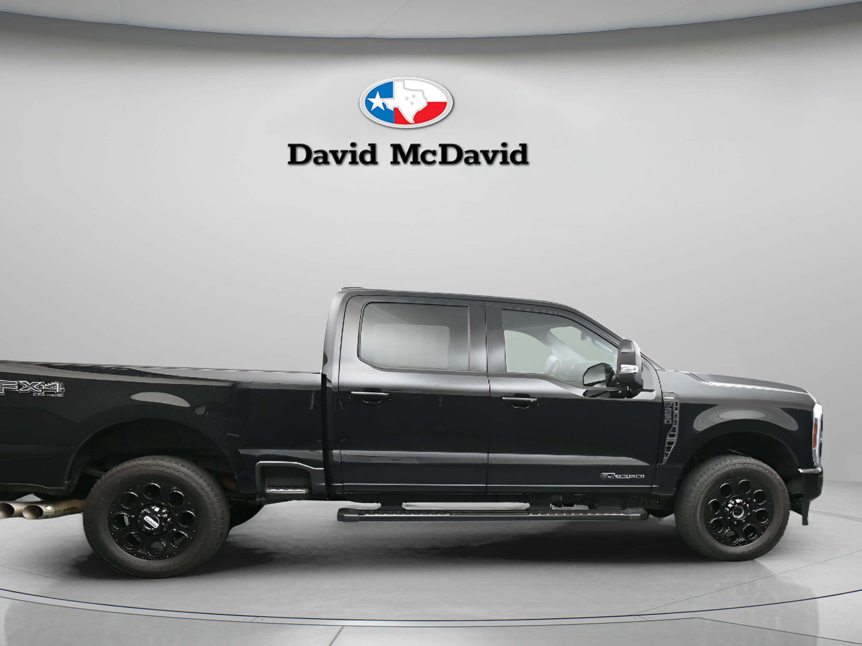 Used 2024 Ford F250 Lariat w/ Lariat Ultimate Package AWD/4WD image 9