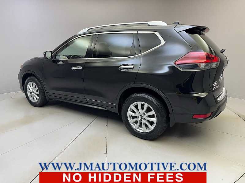 Used 2018 Nissan Rogue SV AWD/4WD image 3