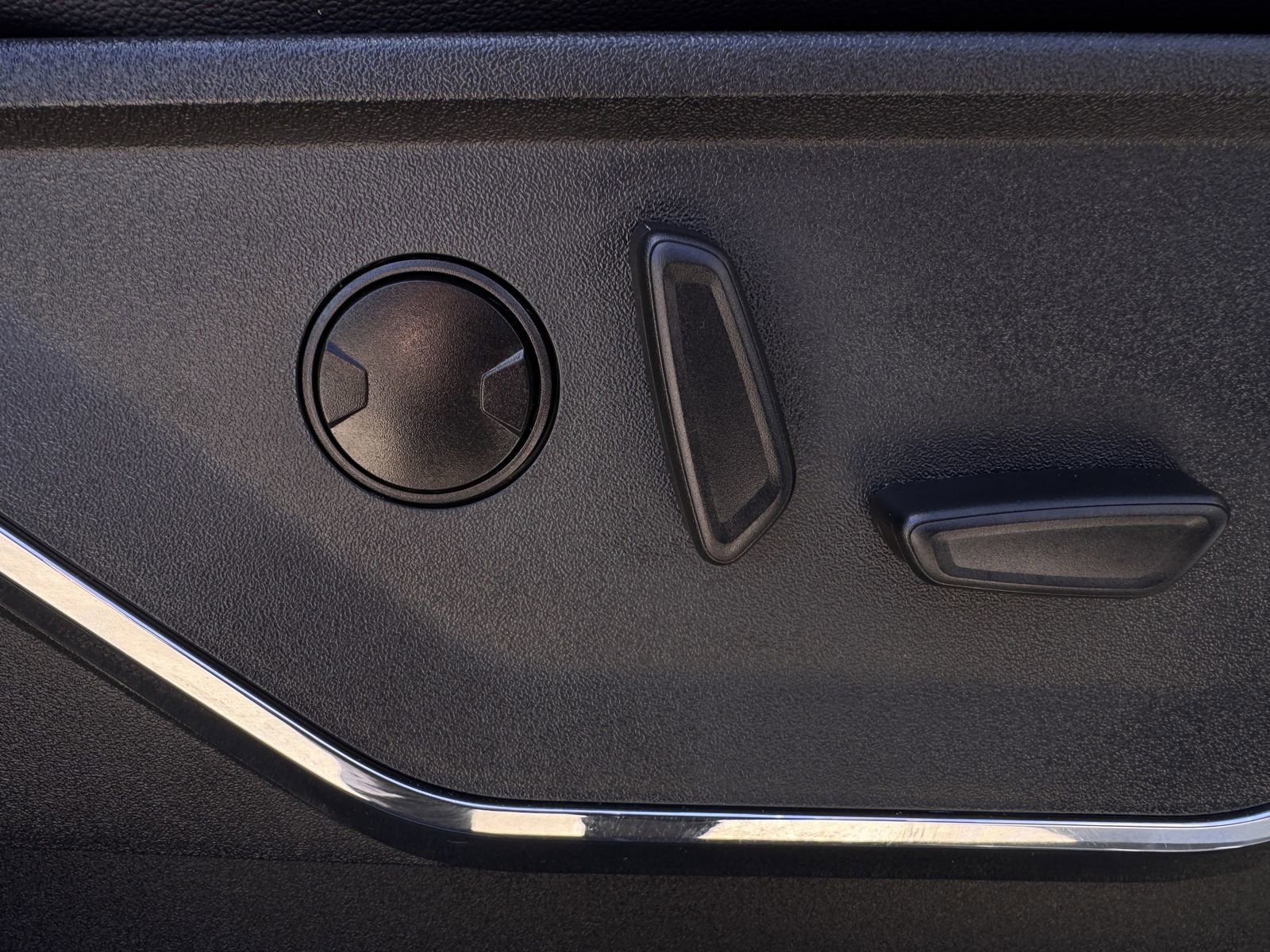 Used 2024 Ford F250 Lariat w/ Lariat Ultimate Package image 31