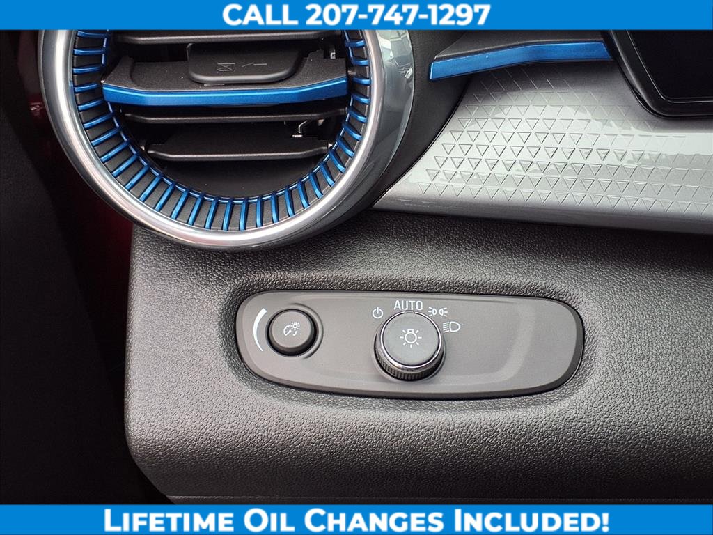 New 2026 Chevrolet Trax LT image 13