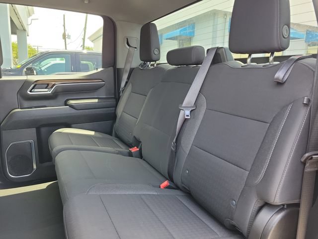 Used 2025 Chevrolet Silverado 1500 LT RWD image 13