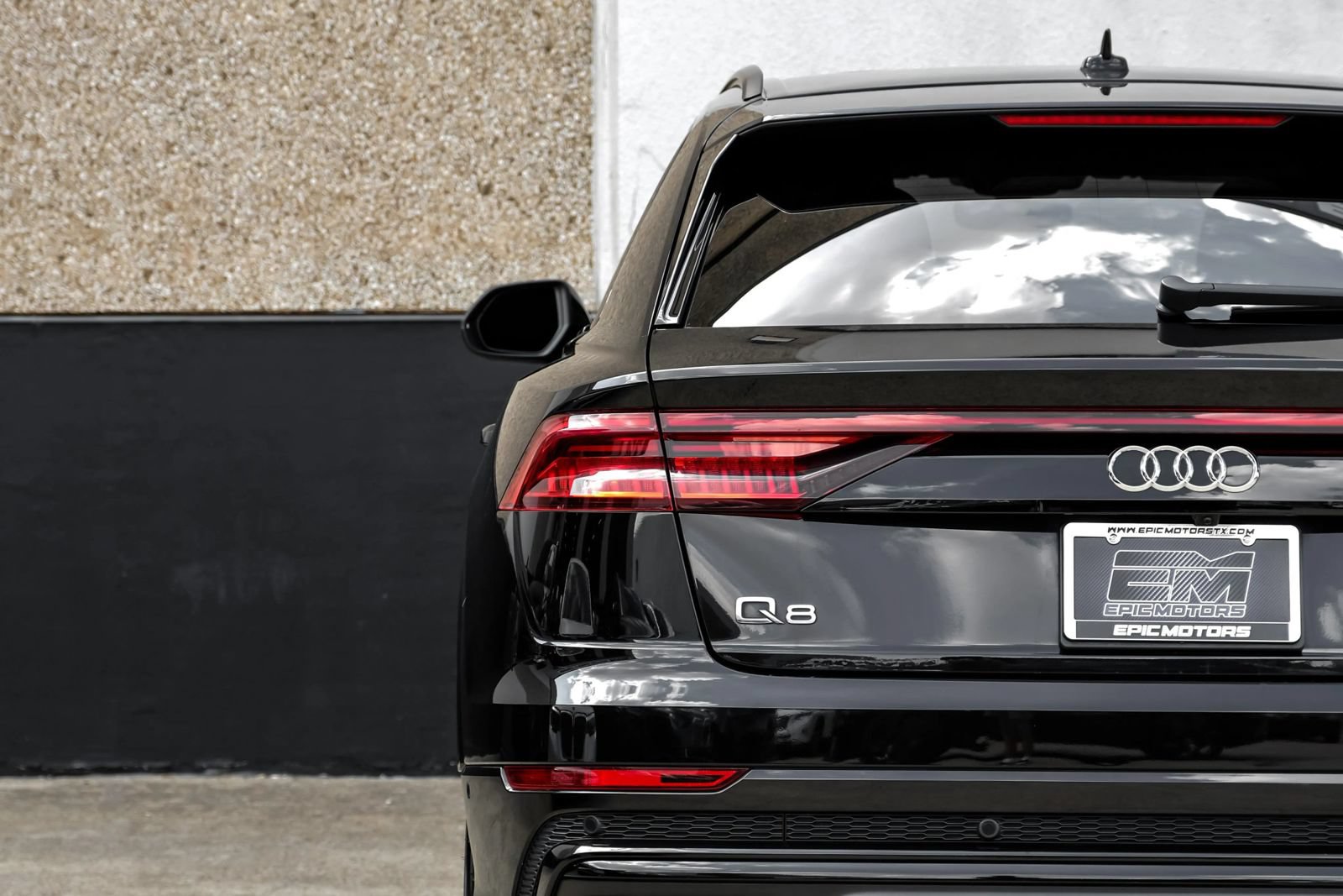 Used 2020 Audi Q8 Prestige w/ Prestige Package AWD/4WD image 45