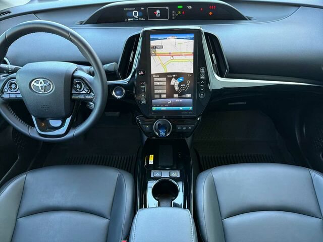 Used 2022 Toyota Prius Prime XLE FWD image 17