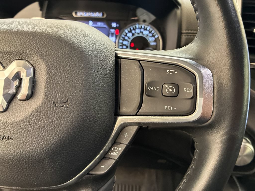 Used 2023 RAM 1500 Laramie AWD/4WD image 23