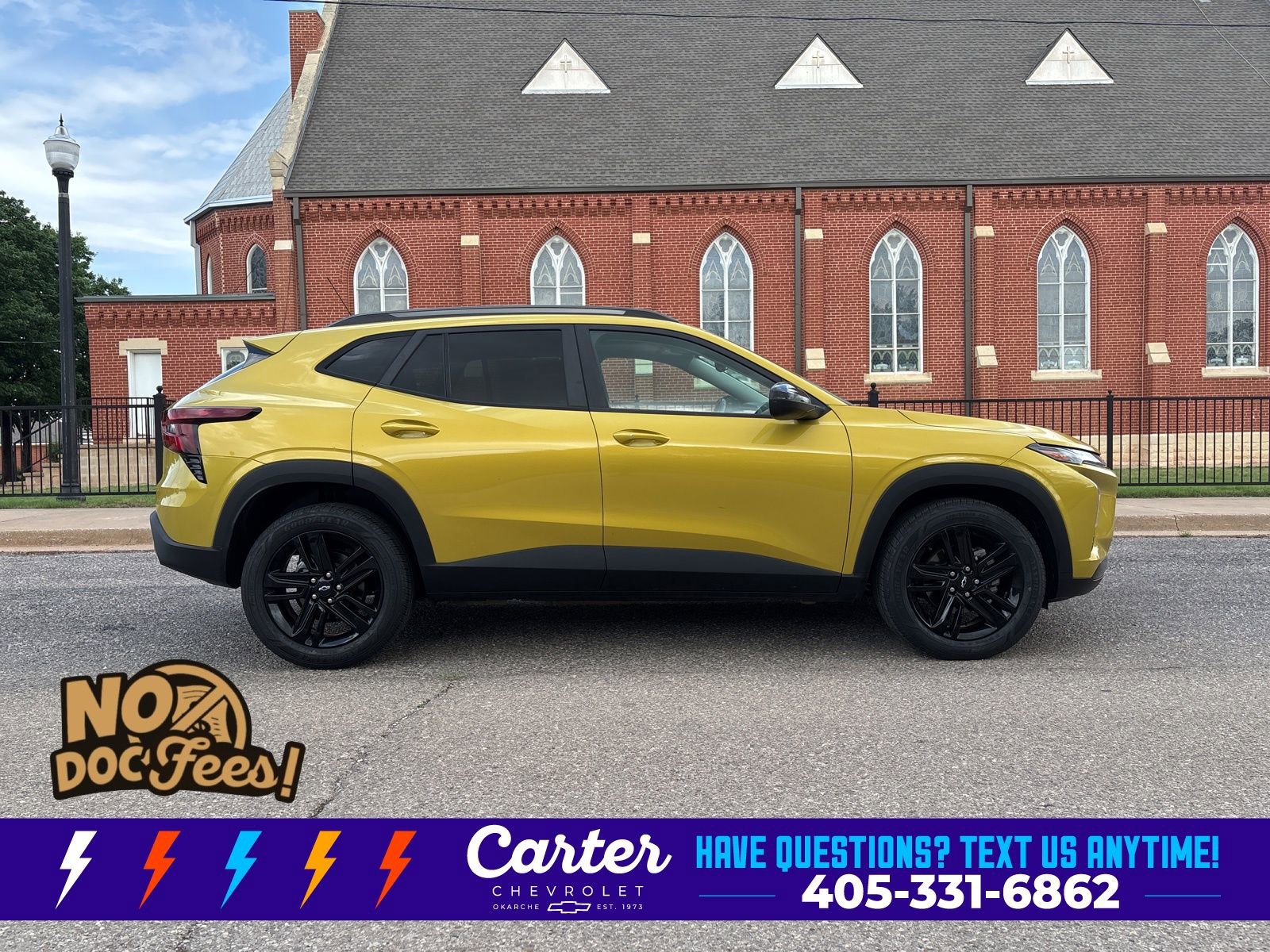Used 2024 Chevrolet Trax ACTIV w/ Sunroof Package FWD image 3