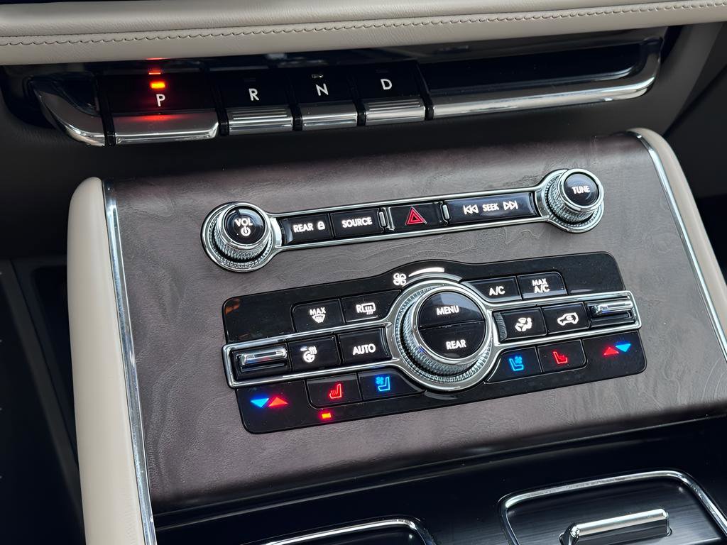 Used 2021 Lincoln Aviator Reserve w/ Equipment Group 201A image 21