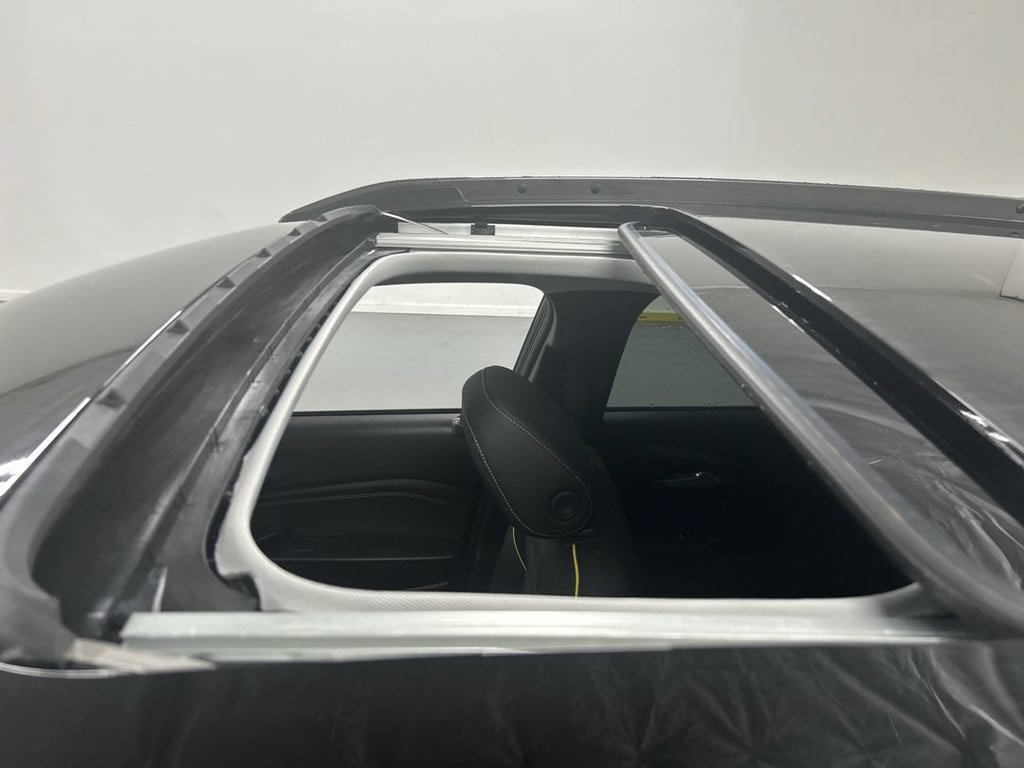 New 2026 Chevrolet Trax ACTIV w/ Sunroof Package FWD image 8