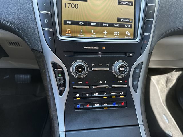 Used 2016 Lincoln MKX Reserve w/ Technology Package FWD image 20