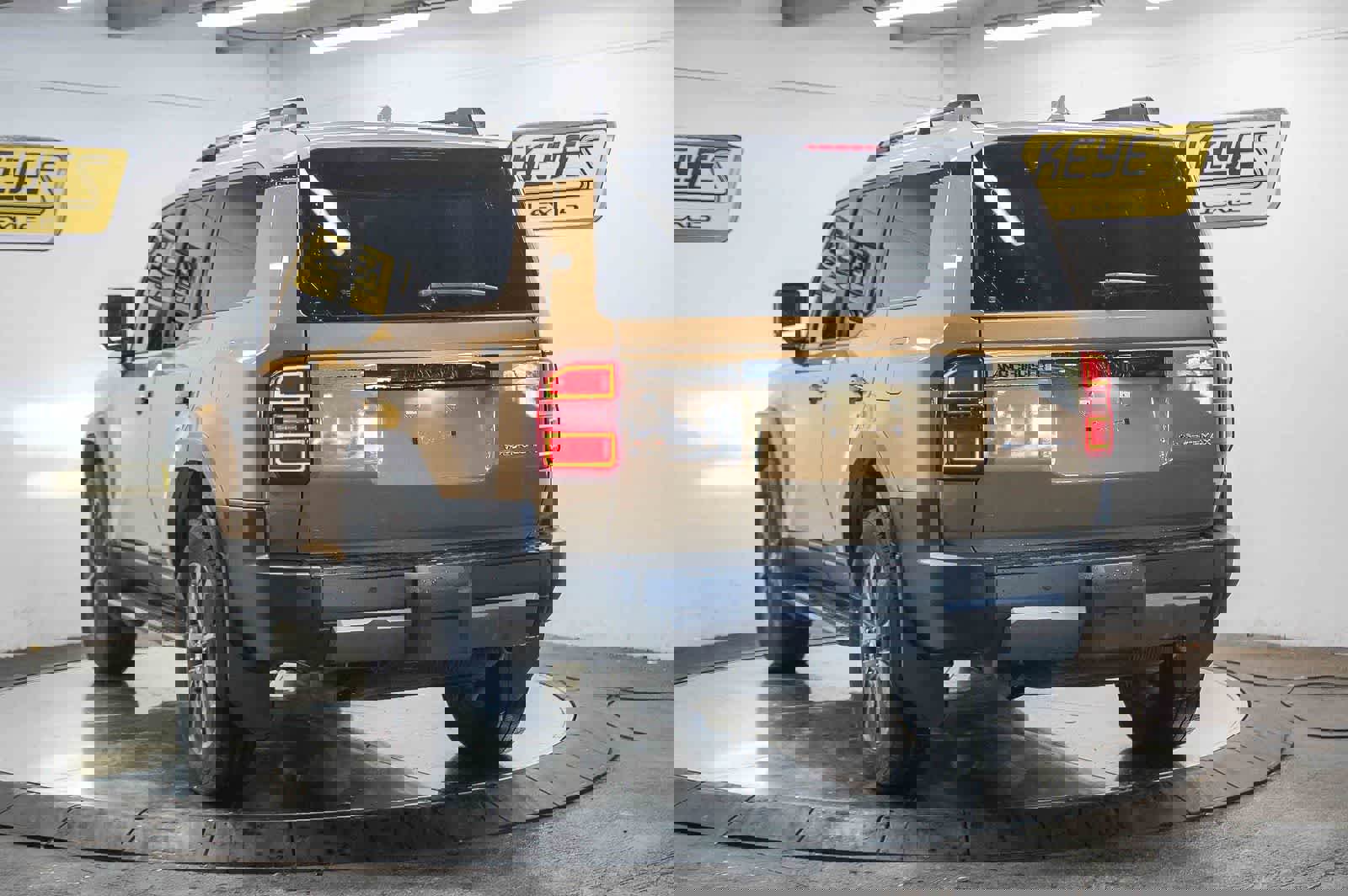 Used 2024 Toyota Land Cruiser w/ Premium Package image 2