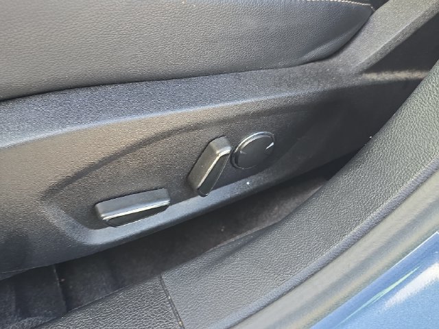 Used 2019 Ford Fusion SEL FWD image 21
