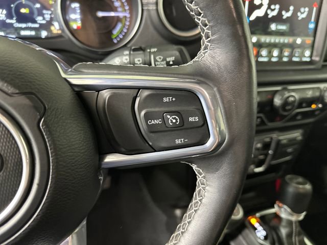 Used 2023 Jeep Wrangler Unlimited Sahara w/ Cold Weather Group AWD/4WD image 16