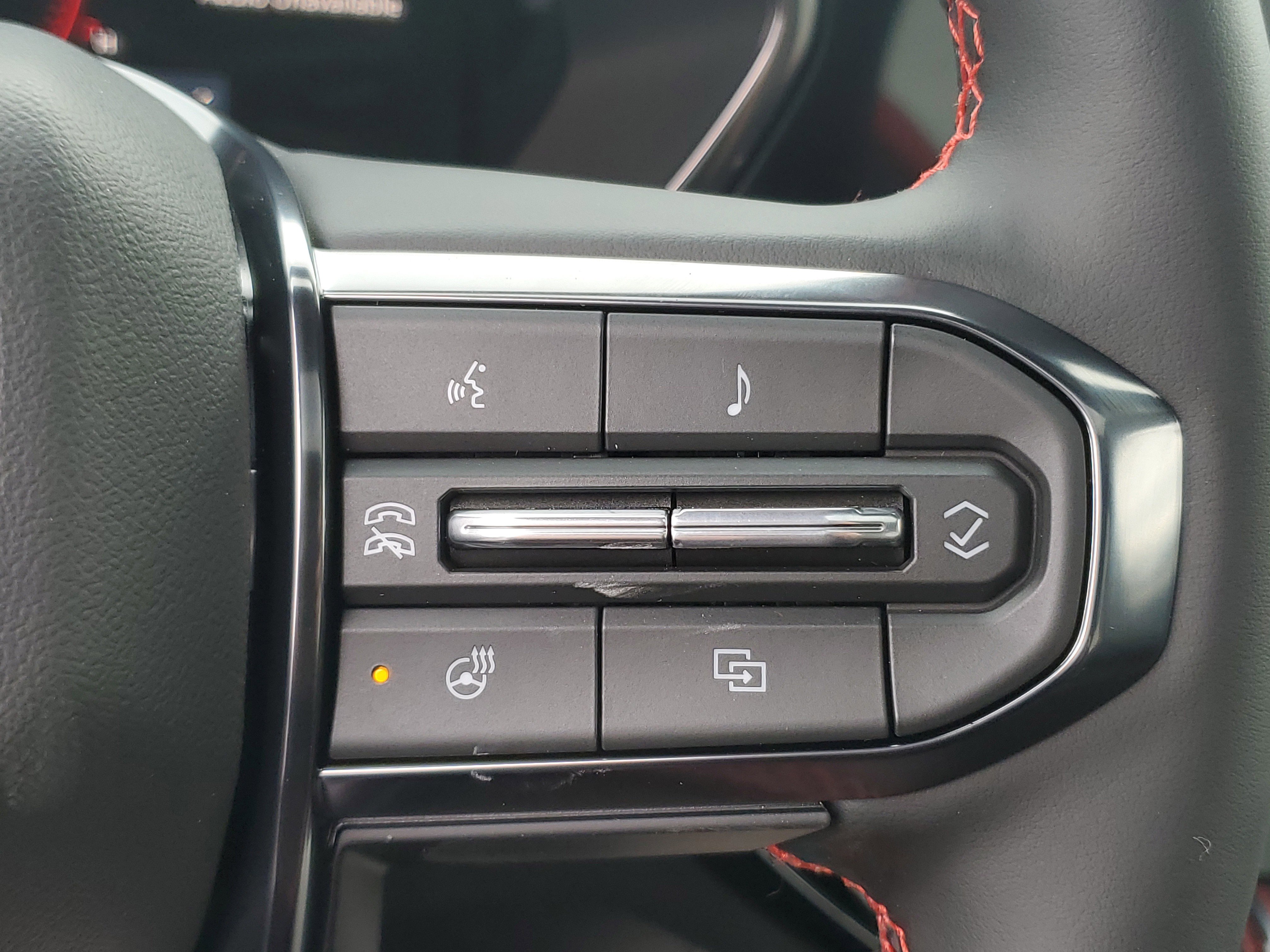 New 2026 GMC Canyon AT4X w/ LPO, Black Badging Package image 15