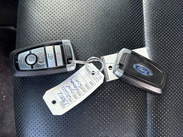 Used 2020 Ford Escape SEL image 32