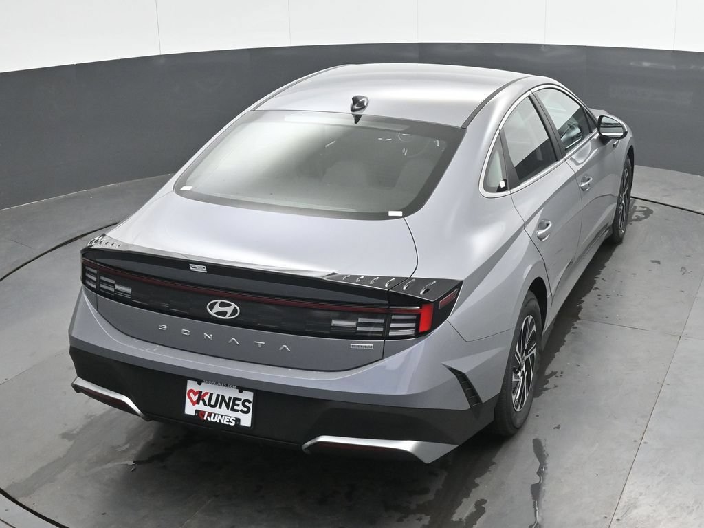 New 2026 Hyundai Sonata Blue FWD image 11