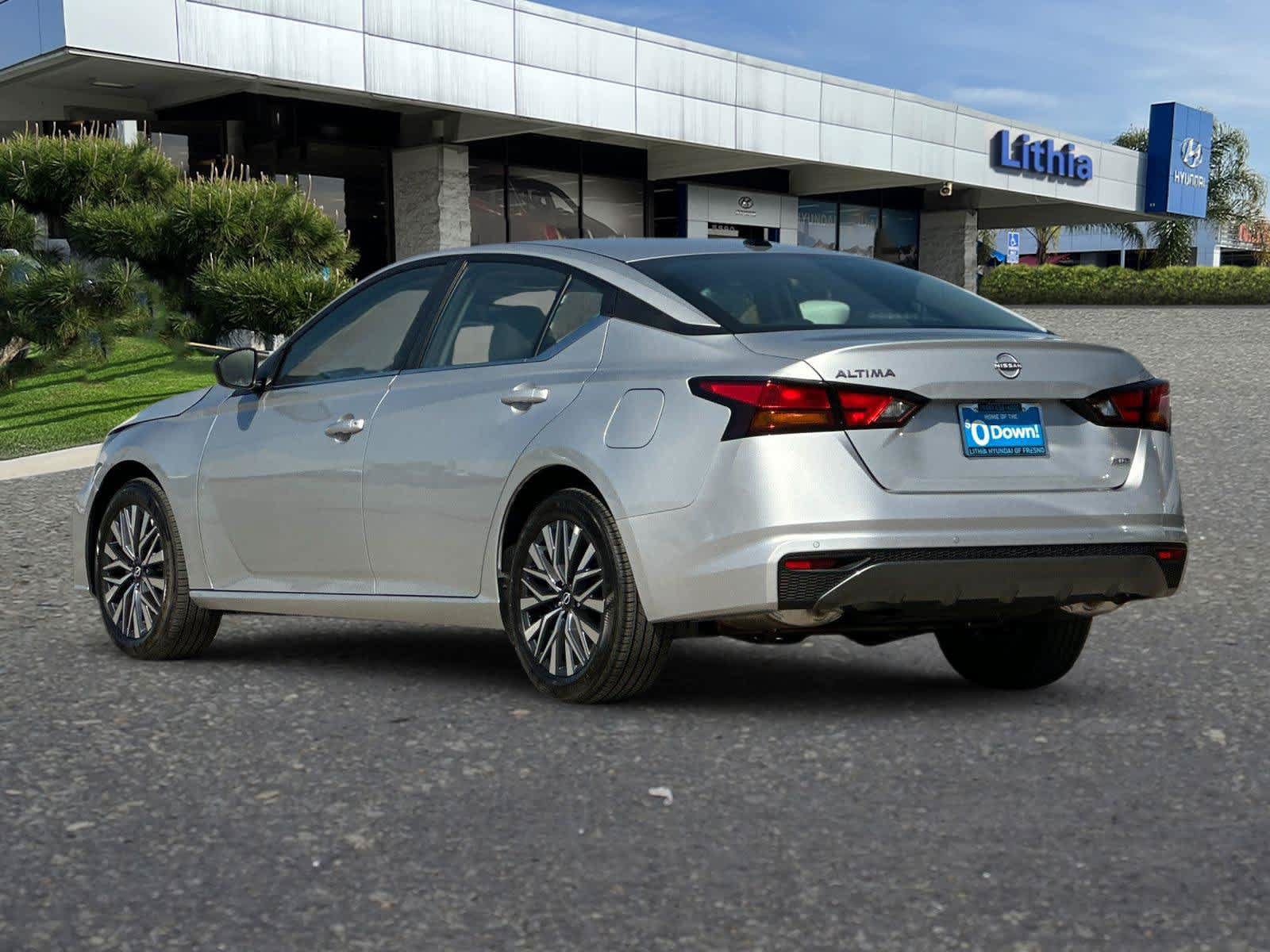 Used 2026 Nissan Altima 2.5 SV AWD/4WD image 7