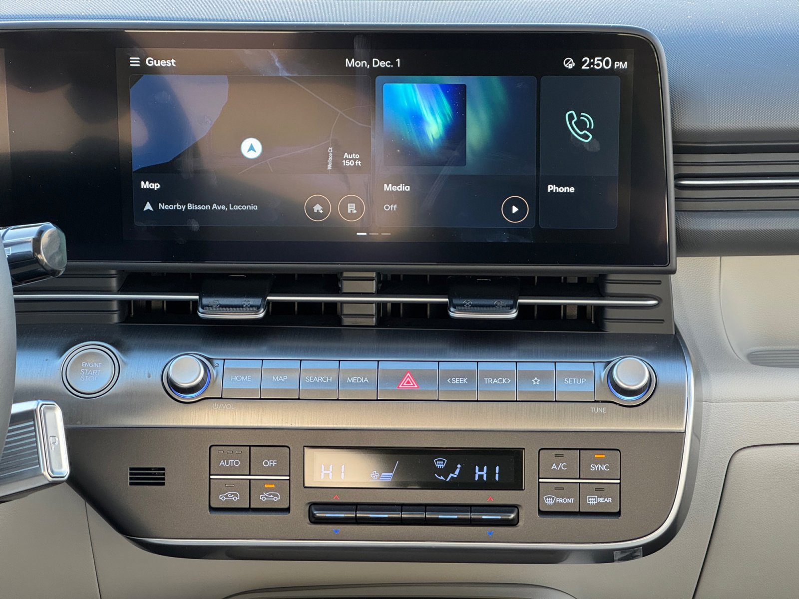 New 2025 Hyundai Kona SEL image 11