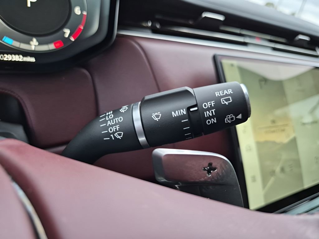 Used 2023 Land Rover Range Rover Sport SE Dynamic image 37