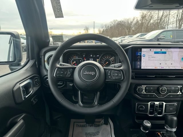 New 2026 Jeep Gladiator Sport AWD/4WD image 18