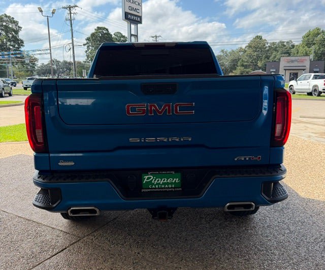 Used 2022 GMC Sierra 1500 AT4 w/ AT4 Preferred Package AWD/4WD image 7