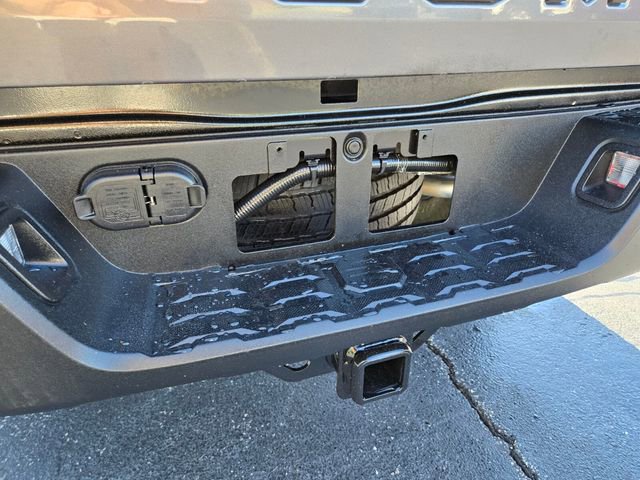 Used 2018 Toyota Tacoma TRD Sport AWD/4WD image 14
