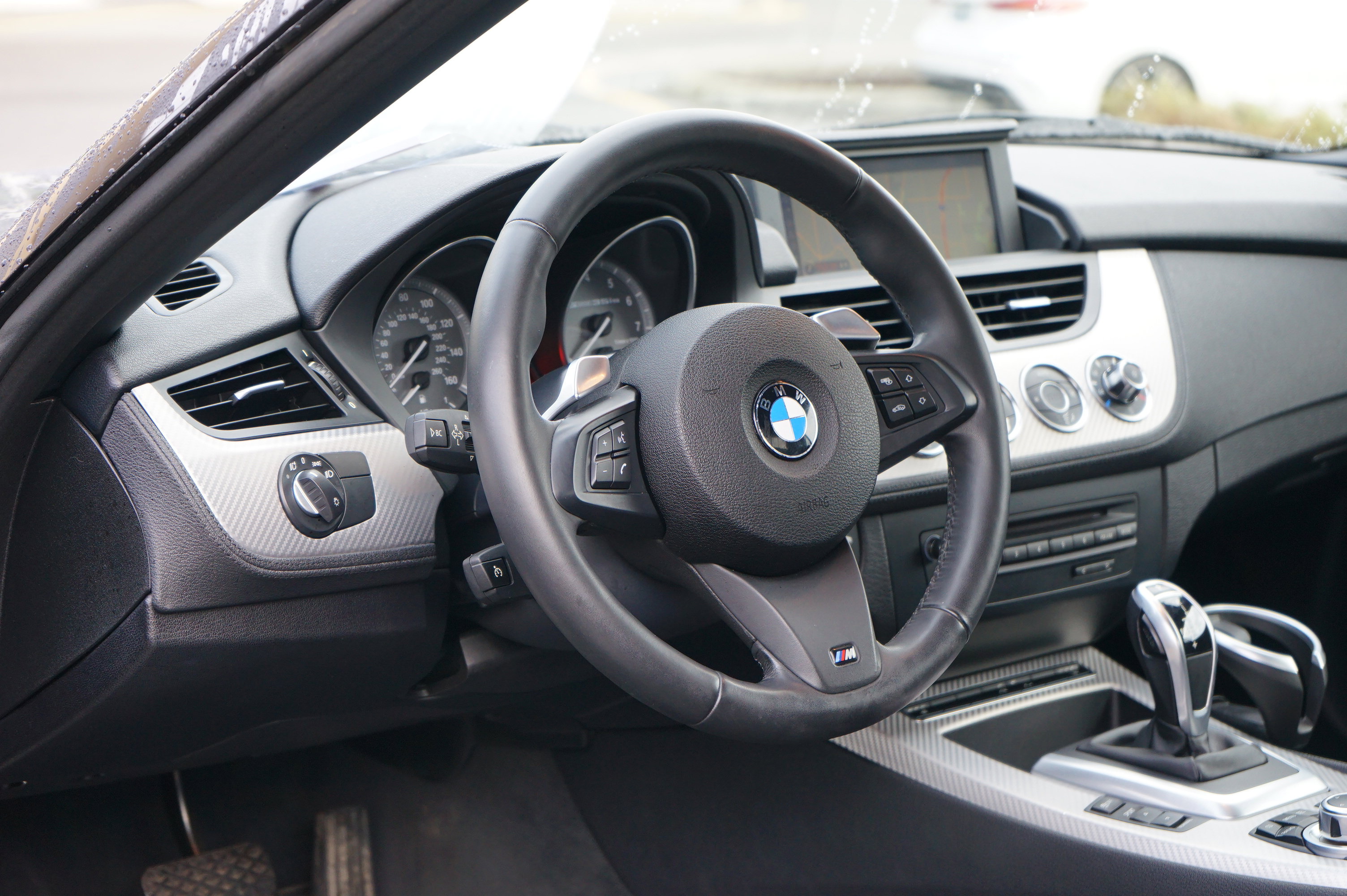 Used 2011 BMW Z4 sDrive35is image 14