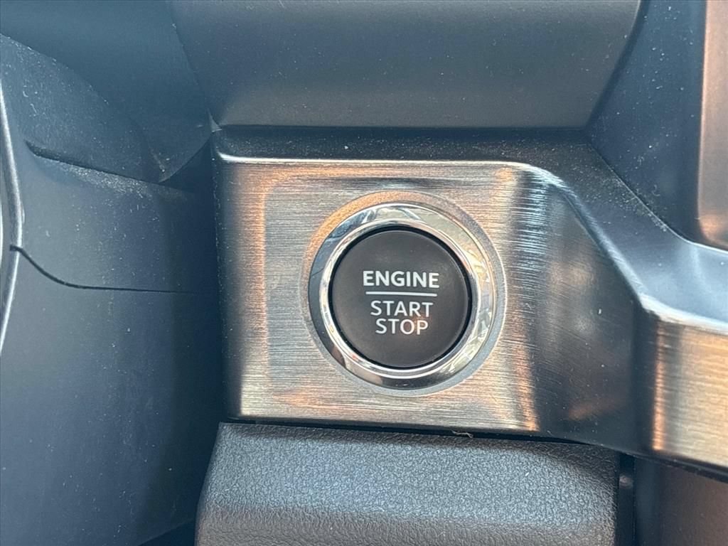 Used 2023 Ford F450 Lariat w/ Lariat Ultimate Package AWD/4WD image 38
