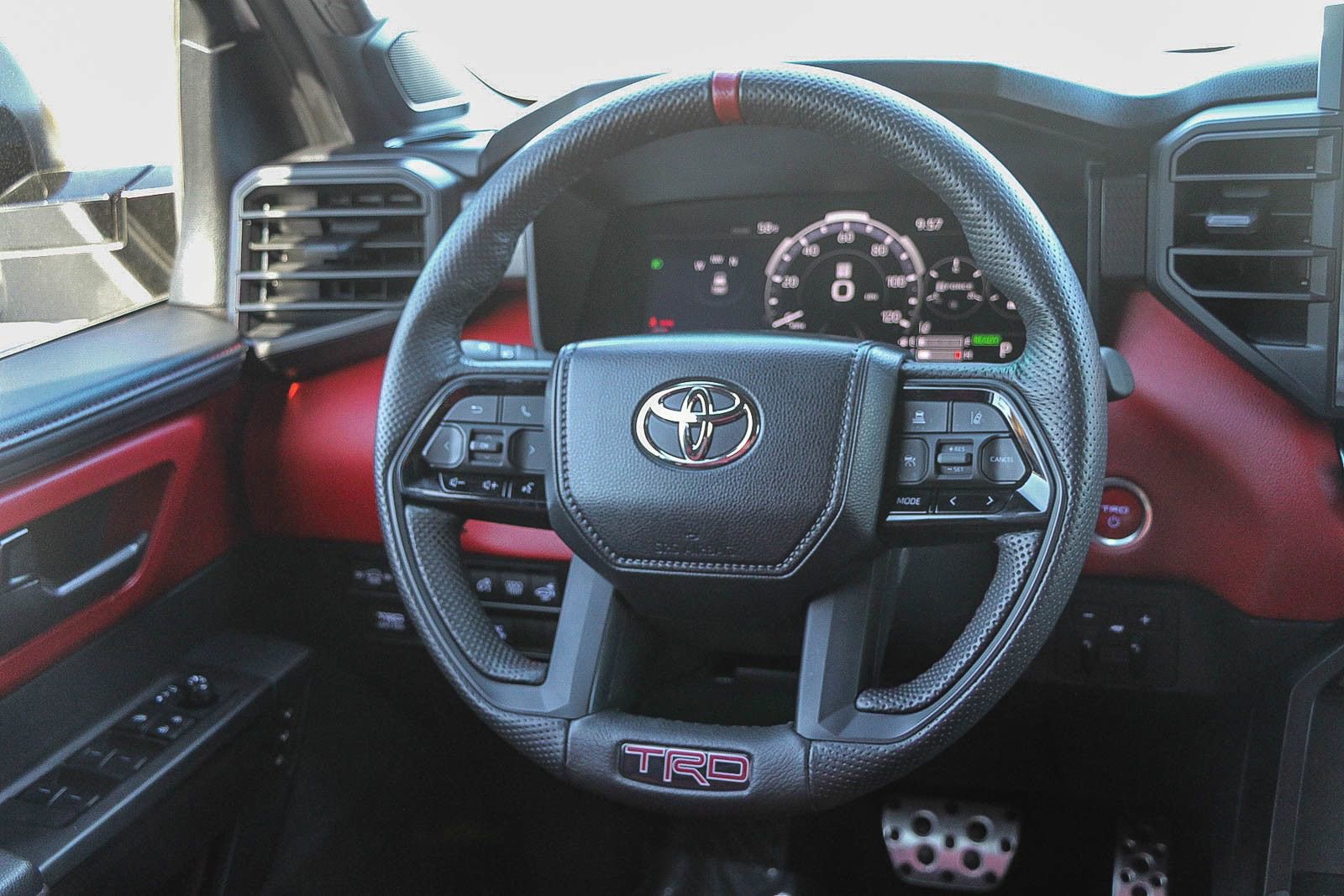 Used 2024 Toyota Sequoia TRD Pro AWD/4WD image 15