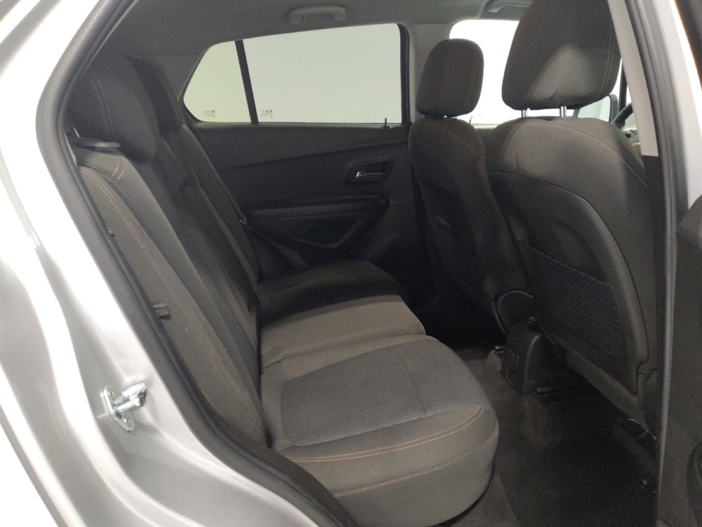 Used 2021 Chevrolet Trax LS w/ Tint and Cruise Package image 19