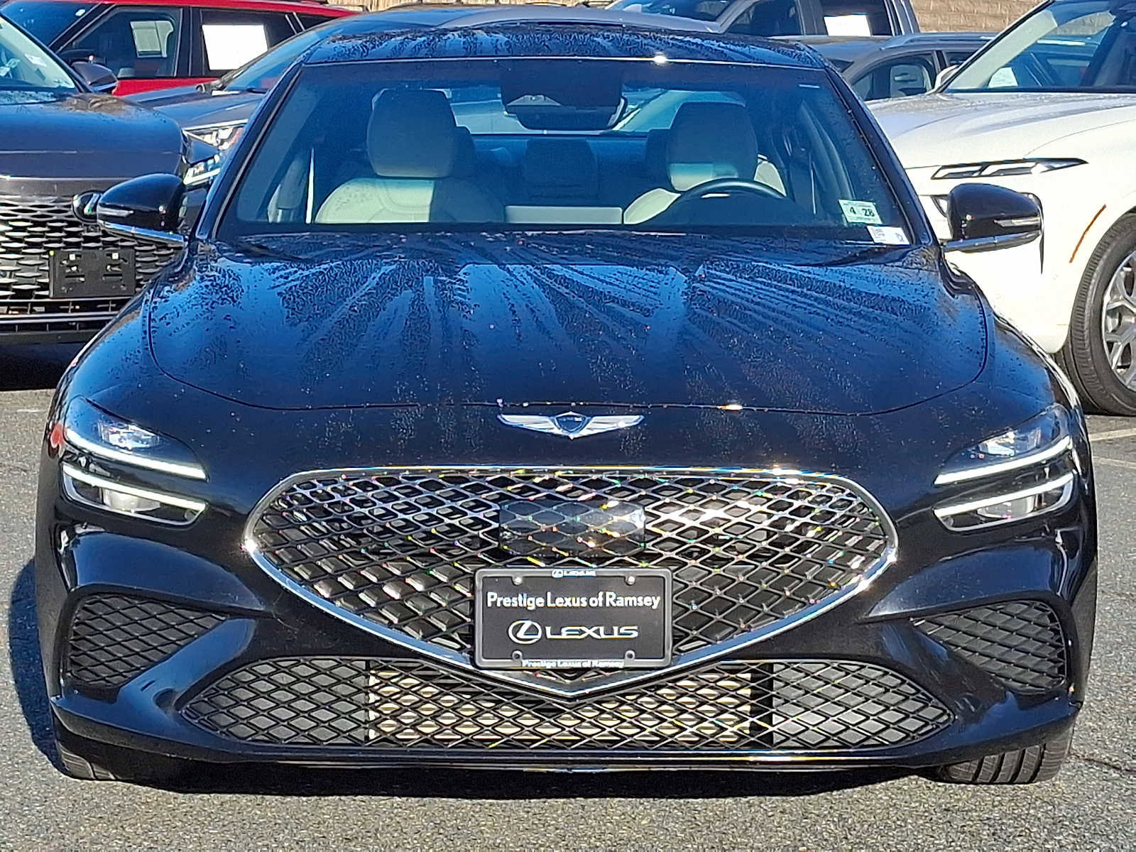 Used 2023 Genesis G70 2.0T image 2
