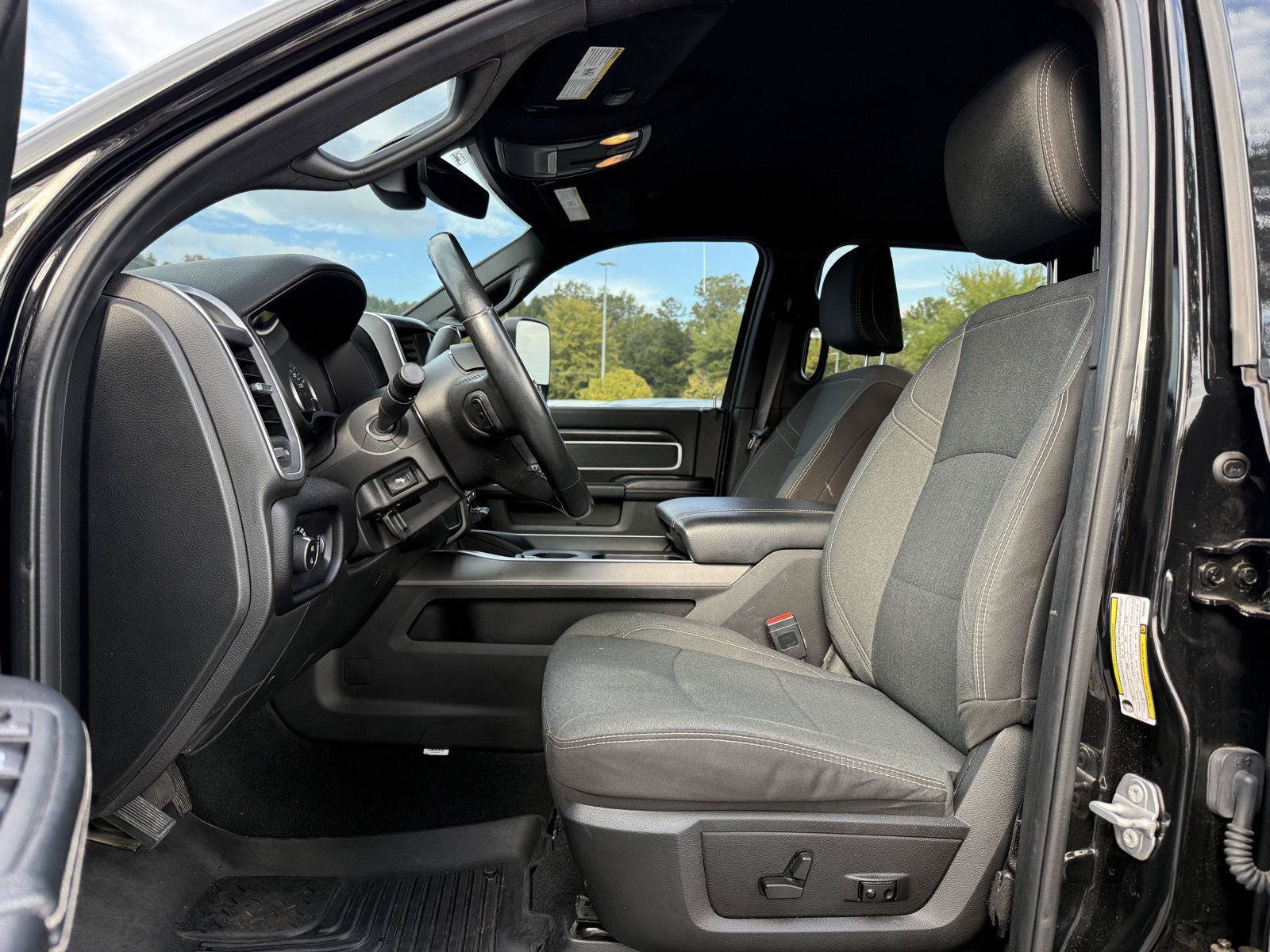 Used 2022 RAM 2500 Big Horn w/ Level A Equipment Group AWD/4WD image 12