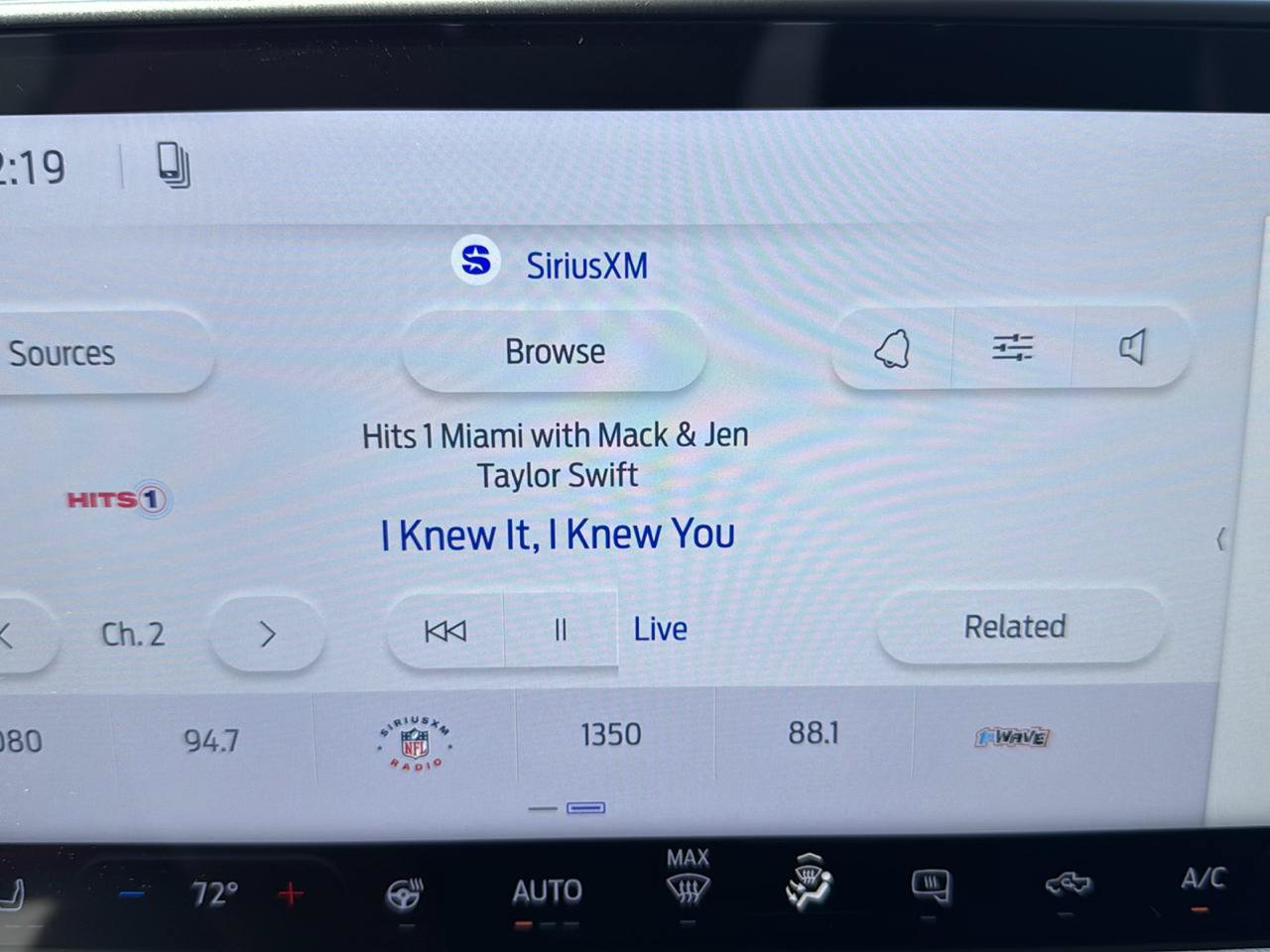 New 2026 Ford Maverick XLT w/ XLT Luxury Package FWD image 34