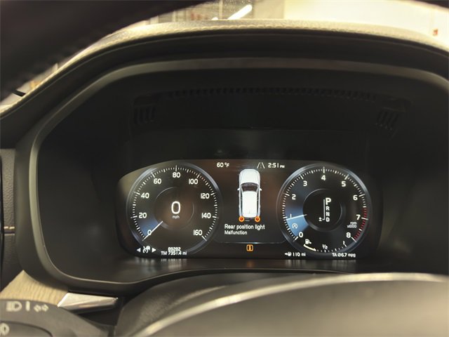 Used 2018 Volvo XC60 T5 Inscription w/ Convenience Package image 27