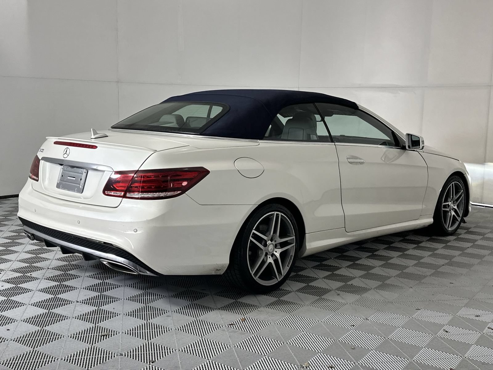 Used 2017 Mercedes-Benz E 400 Cabriolet w/ Premium 2 Package image 8